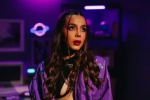 Valary estrena su álbum debut 'Mi Primer Amor'