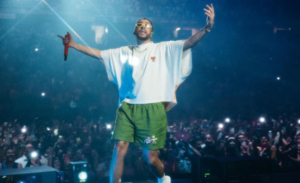 Bad Bunny revela por qué dejó a EE. UU. fuera de su gira mundial