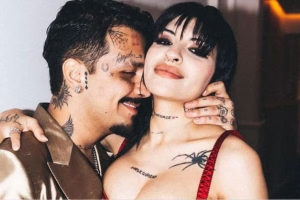 Fans de Cazzu abuchean a Christian Nodal