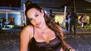 Andrea Valdiri tuvo que irse de urgencias tras la picadura de un alacrán