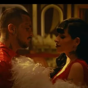 Nodal enamora con 'Cazzualidades', dedicada a la madre de su hijo