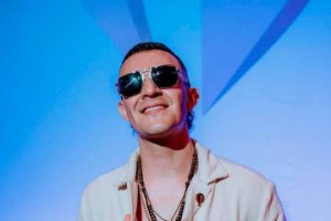 Luis Alfonso brilló en los Premios Heat