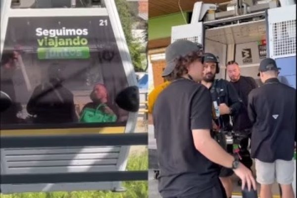 J Balvin se subió al Metrocable del Metro de Medellín
