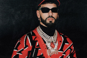Anuel AA lanza “Las más bonitas son p#tas”