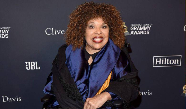 Murió Roberta Flack, cantante del exitoso clásico ‘Killing Me Softly’