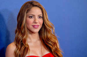 Shakira llena estadios en EE. UU con Rauw Alejandro y Ozuna