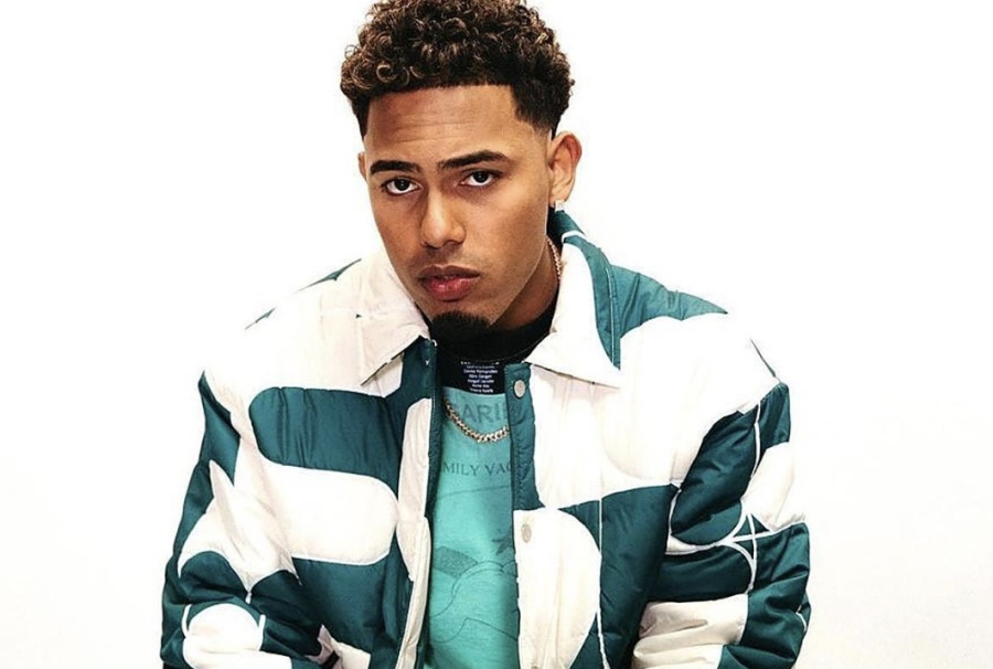 Myke Towers estrena “UNA NA MAS”