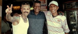 el documental autobiográfico de Mike Bahía