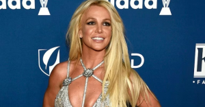 Britney Spears anuncia en redes sociales que adoptó una bebé