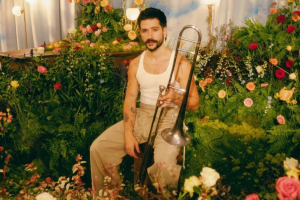 Camilo presenta “Tres”