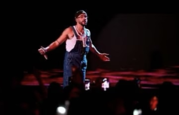 Bad Bunny se enoja con sus fanáticos por una canción hecha con Inteligencia Artificial