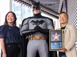 Batman llega con estrella a Hollywood