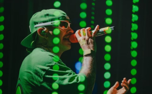 Feid improvisado durante un show en Ámsterdam