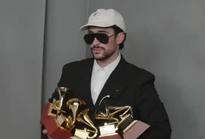 Bad Bunny deja en blanco sus redes