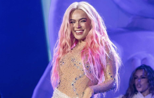 Karol G agota primera fecha y suma dos conciertos más en Bogotá