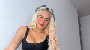 Feid apoya públicamente a Karol G, su novia