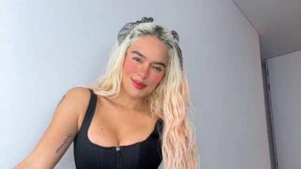 Feid apoya públicamente a Karol G, su novia