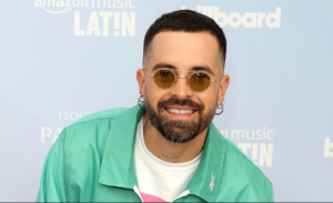 Mike Bahía y Venesti presentan “Difícil”