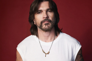 Juanes abre segunda fecha en Bogotá tras agotar boletería en tiempo récord
