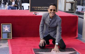 Marc Anthony recibió su estrella en el paseo de la fama de Hollywood