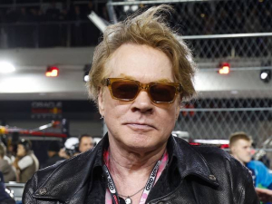 El cantante Axl Rose, acusado de violación por la modelo Sheila Kennedy