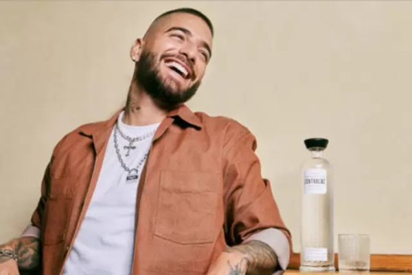 Maluma lanza dura indirecta a sus colegas por cantar corridos