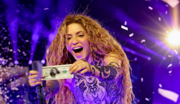 Shakira logra la gira latina más grande del año