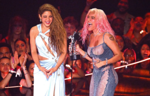 Karol G y Shakira figuraron en las nominaciones a los VMAs