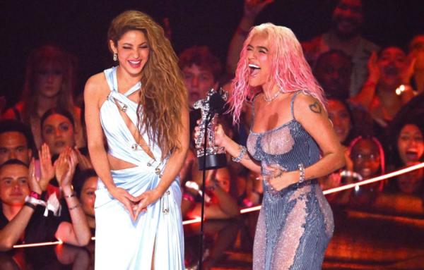Karol G y Shakira figuraron en las nominaciones a los VMAs