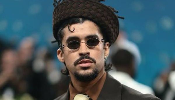 Bad Bunny en colaboración con Adidas