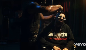 Reboll conquista la noche con su nueva canción "Batman"