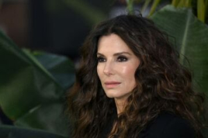 Murió el novio de Sandra Bullock, Bryan Randall, a los 57 años
