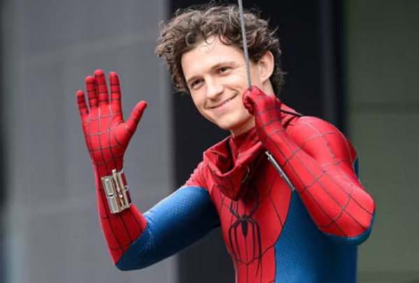 Tom Holland hospitalizado tras accidente en rodaje de Spider-Man