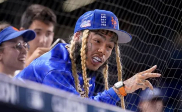 Tekashi dejó sola a una periodista que preguntó por Yailin