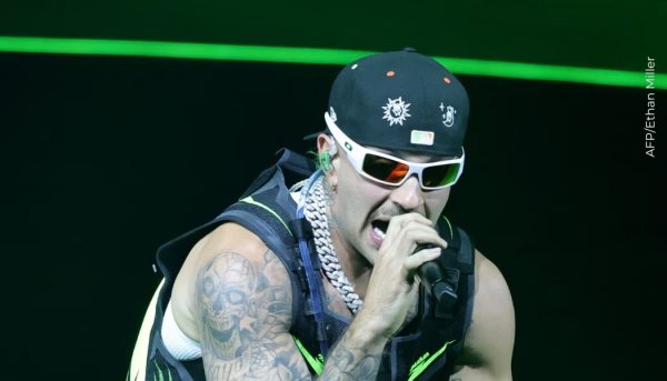 Feid recibe propuesta de matrimonio