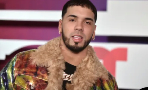 Anuel arremetió nuevamente contra Feid